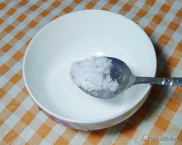 属兔人：温柔藏福报，三喜踏月来